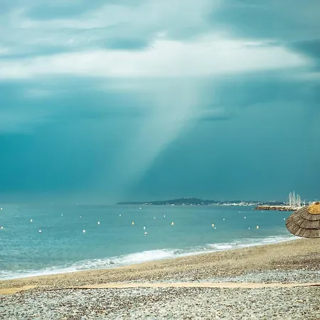 Belle Entre Et Cannes *